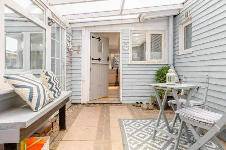 Dog Friendly Cottage 2 Mins To Beach With Hot Tub And Zappi Ev Lessingham Exteriör bild